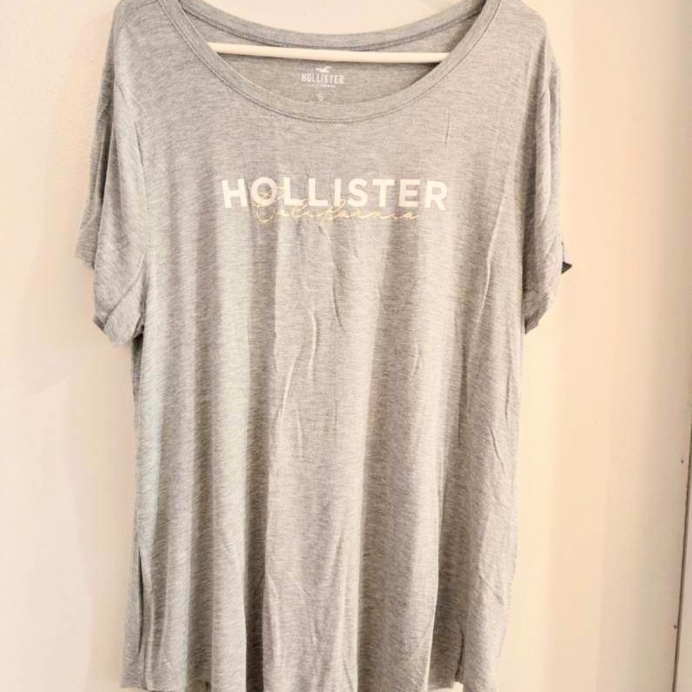 Women Hollister Light Gray Short Sleeve Tee